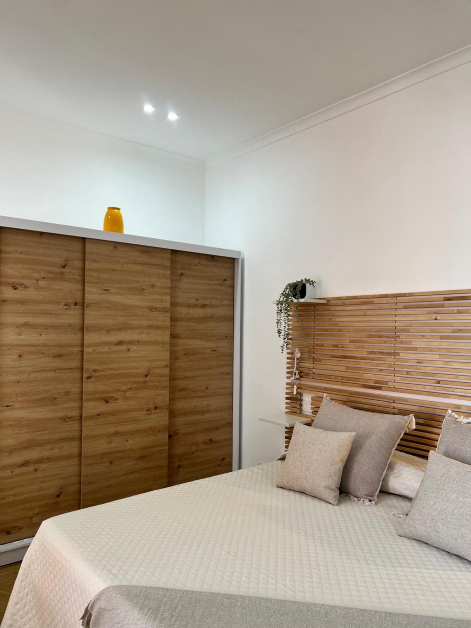 Gennarino Apartments - Panorama Suite With Balcony And Urban Loft نابولي المظهر الخارجي الصورة